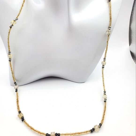 Parallel dewdrop tiny beaded necklace - Picture 1 of 2